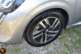 PEUGEOT 208 usata, con Airbag Passeggero