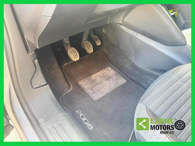 PEUGEOT 2008 usata, con Fari LED