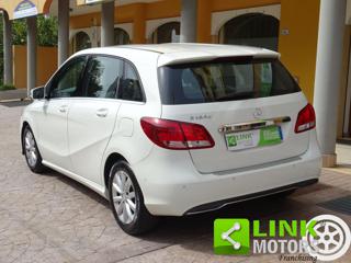MERCEDES-BENZ B 180 usata, con Autoradio