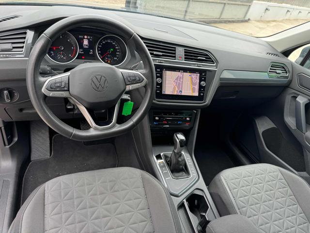 VOLKSWAGEN Tiguan usata, con Autoradio