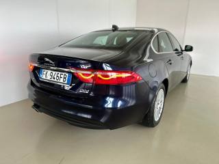 JAGUAR XF usata, con Airbag