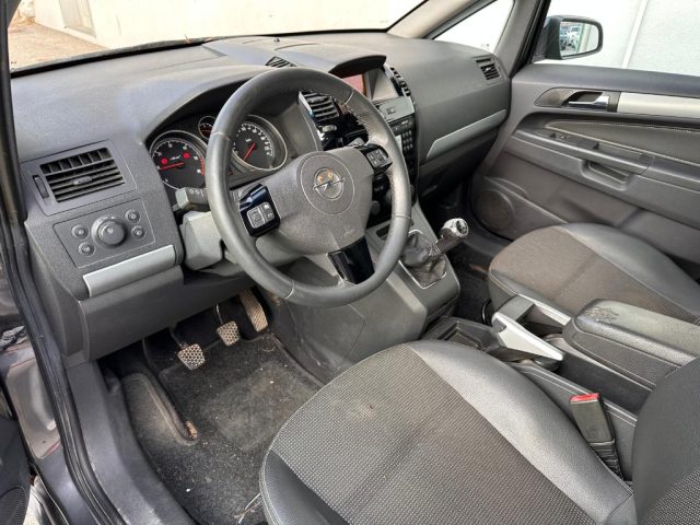 OPEL Zafira usata, con Autoradio