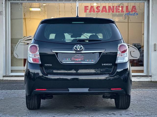 TOYOTA Verso usata, con Controllo trazione