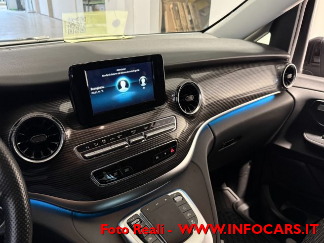 MERCEDES-BENZ V 300 usata, con Gancio traino