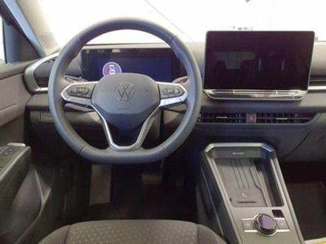 VOLKSWAGEN T-Roc usata, con Autoradio