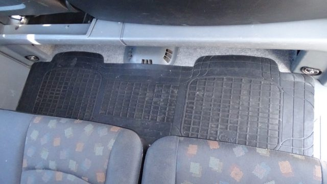 MERCEDES-BENZ Vito usata 69