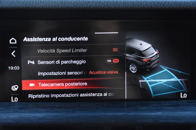 ALFA ROMEO Stelvio usata, con Autoradio digitale