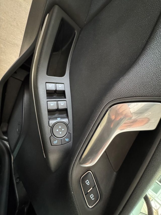 FORD Fiesta usata, con Controllo trazione