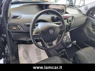 LANCIA Ypsilon usata, con USB