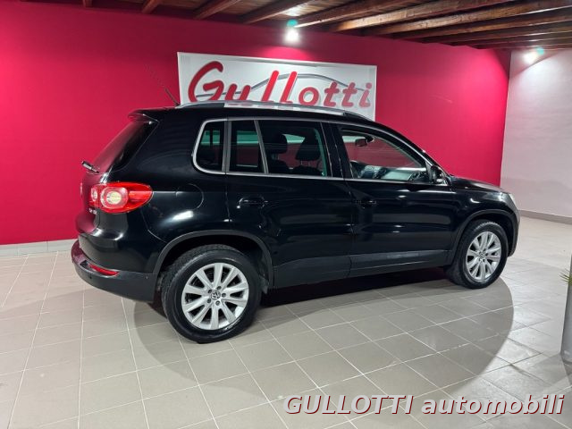 VOLKSWAGEN Tiguan usata, con Boardcomputer