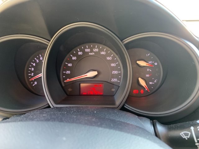 KIA Rio usata, con USB
