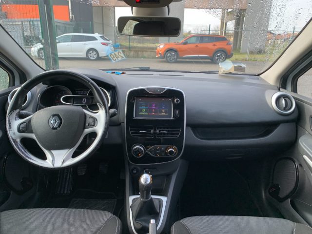 RENAULT Clio usata, con Controllo automatico clima