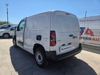 OPEL Combo usata, con Alzacristalli elettrici