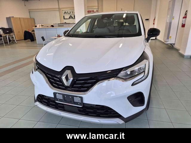 RENAULT Captur usata, con Autoradio