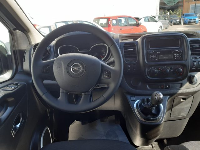 OPEL Vivaro usata, con Autoradio