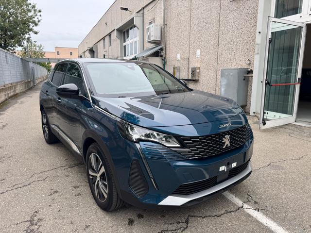PEUGEOT 3008 usata, con Airbag