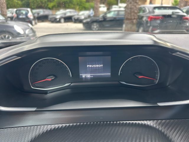 PEUGEOT 2008 usata, con Cronologia tagliandi
