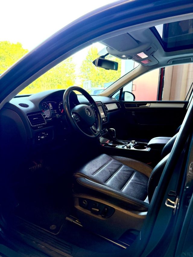 VOLKSWAGEN Touareg usata, con Chiusura centralizzata