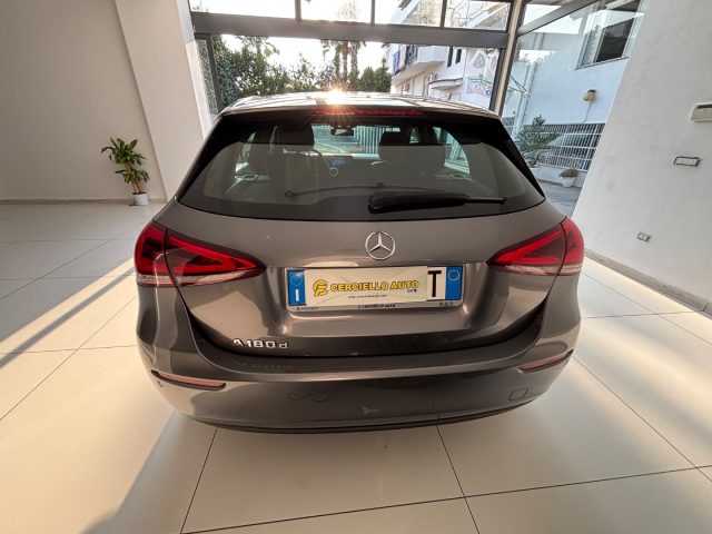 MERCEDES-BENZ A 180 usata, con Cerchi in lega