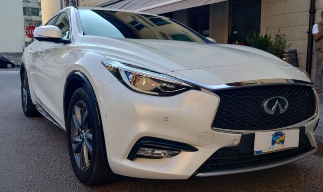 INFINITI Q30 usata, con Cruise Control