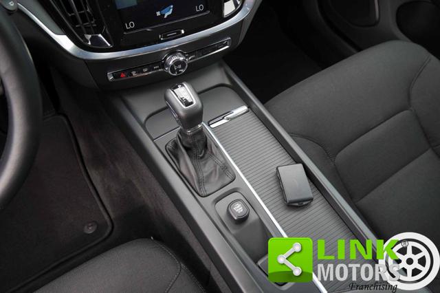 VOLVO V60 usata, con Park Distance Control