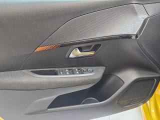 PEUGEOT 208 usata, con Lettore CD