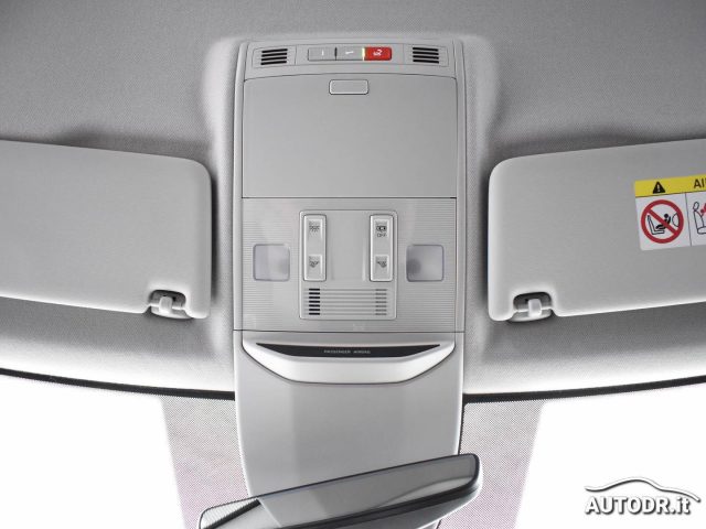 SKODA Kamiq usata, con Climatizzatore automatico, 2 zone