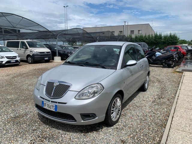 LANCIA Ypsilon usata, con ABS