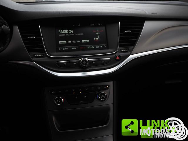 OPEL Astra usata, con USB