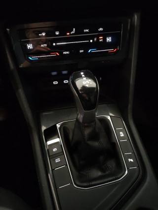 VOLKSWAGEN Tiguan usata, con Airbag laterali