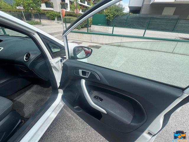 FORD Fiesta usata 18