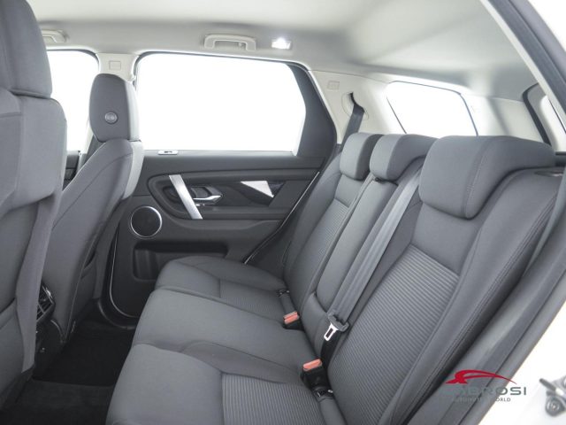 LAND ROVER Discovery Sport usata 9