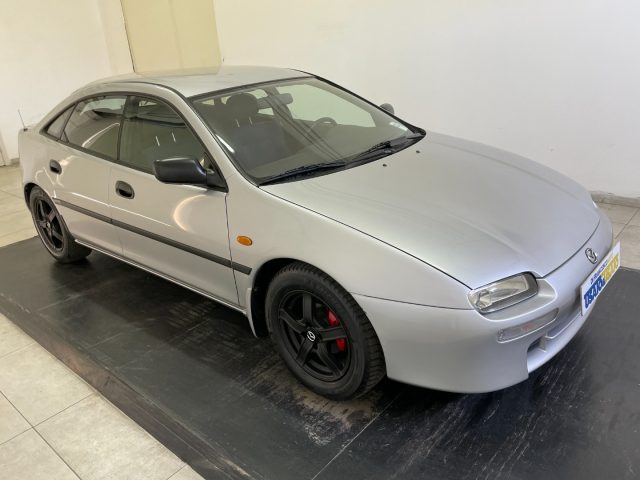 MAZDA 323 usata, con Fendinebbia