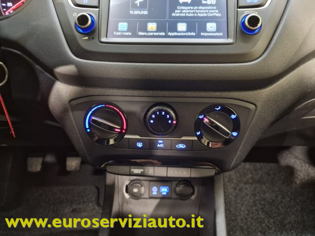 HYUNDAI i20 usata, con Airbag testa