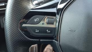 PEUGEOT 5008 usata, con Monitoraggio pressione pneumatici