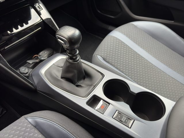 PEUGEOT 2008 usata, con Fari LED