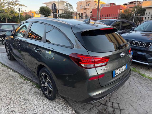 HYUNDAI i30 usata, con Airbag laterali