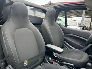 SMART ForTwo usata, con Telecamera per parcheggio assistito
