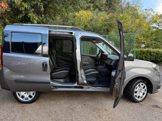 FIAT Doblo usata, con Park Distance Control