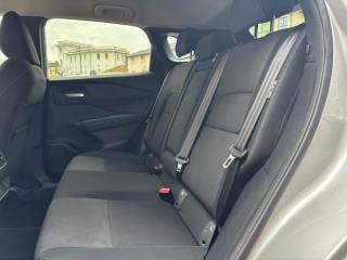 NISSAN Qashqai usata, con Fari LED