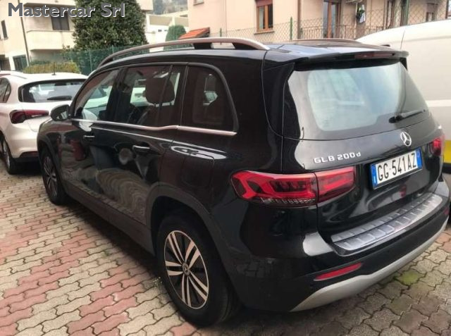 MERCEDES-BENZ GLB 200 usata, con Airbag laterali