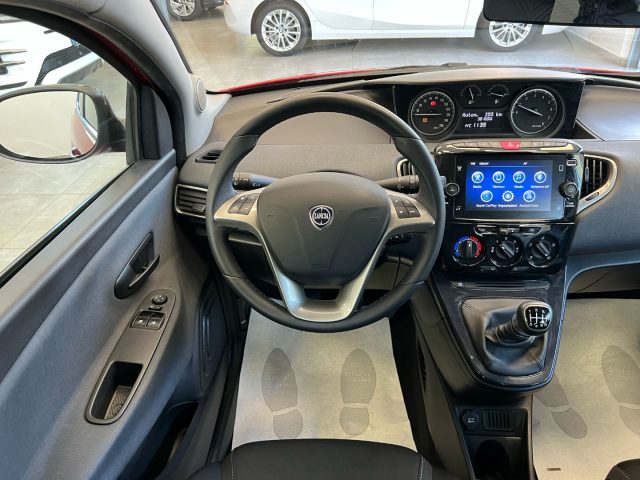LANCIA Ypsilon usata, con Fendinebbia