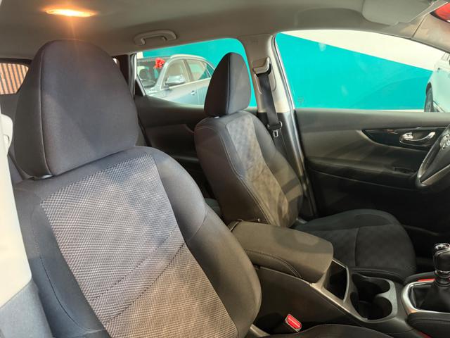 NISSAN Qashqai usata, con Sedile posteriore sdoppiato
