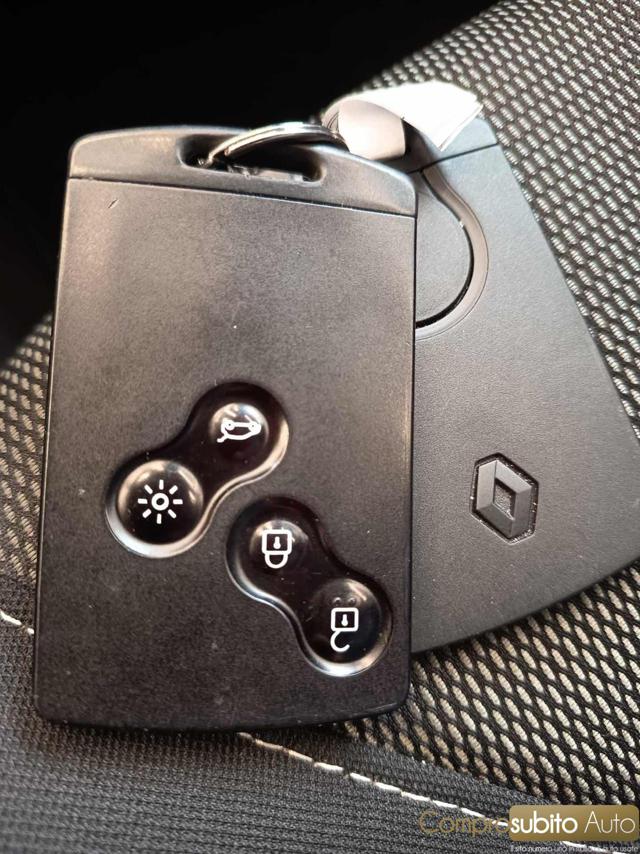 RENAULT Clio usata 19