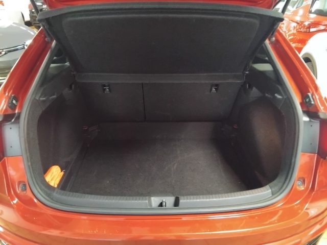 VOLKSWAGEN Taigo usata, con Controllo trazione