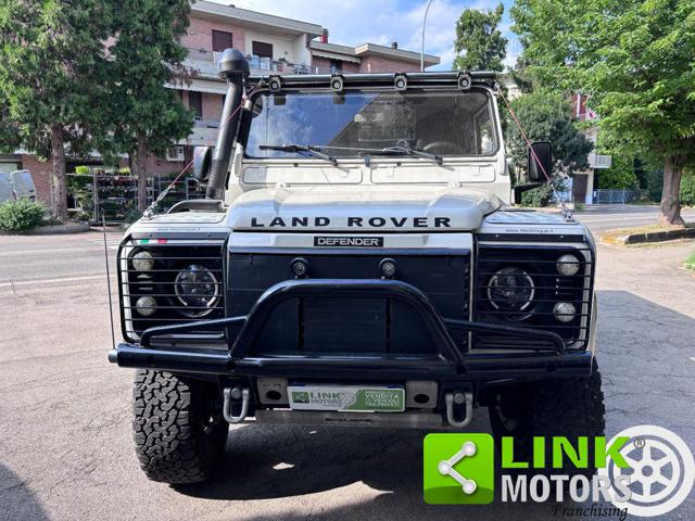 LAND ROVER Defender usata 26