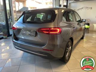 MERCEDES-BENZ B 180 usata, con Controllo elettronico della corsia