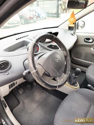 RENAULT Twingo usata, con Climatizzatore