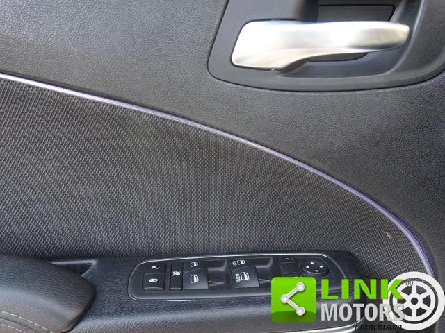 DODGE Charger usata, con Autoradio digitale