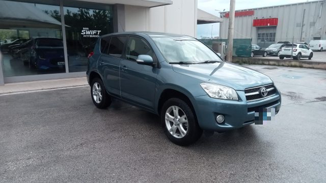 TOYOTA RAV 4 usata, con Airbag laterali